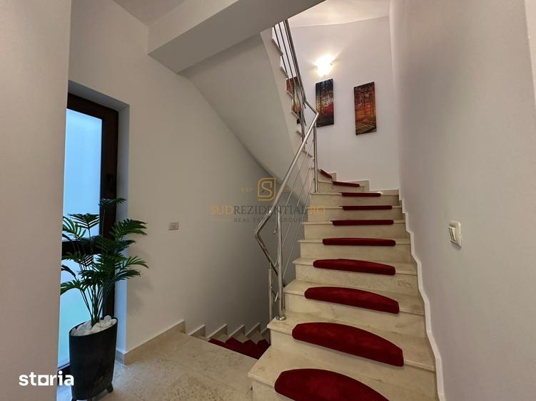 Casă cu 4 camere cu Teren 120 Mp în Central