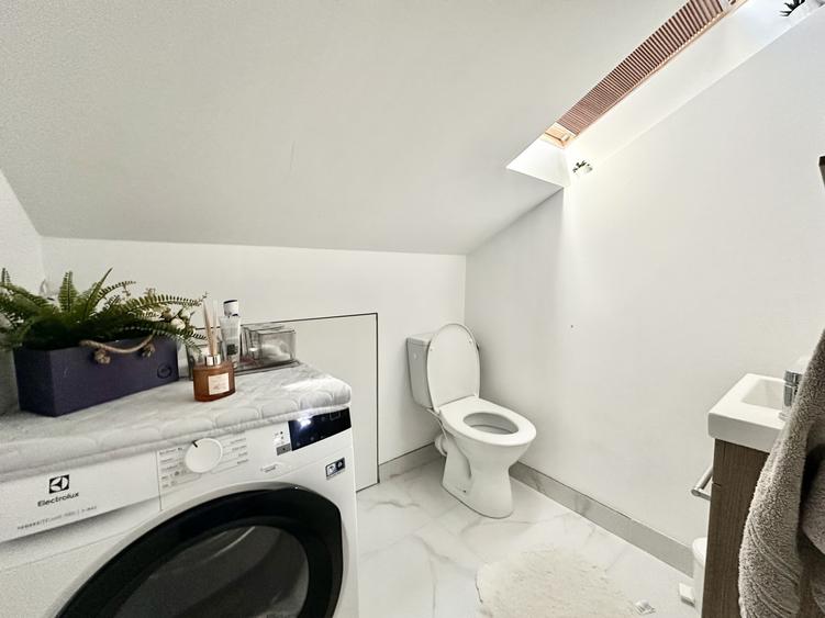 Apartament cu 4 camere decomandat, mobilat în Calea Urseni