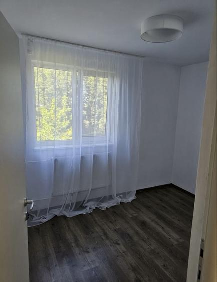 Apartament cu 2 camere decomandat în Ferentari