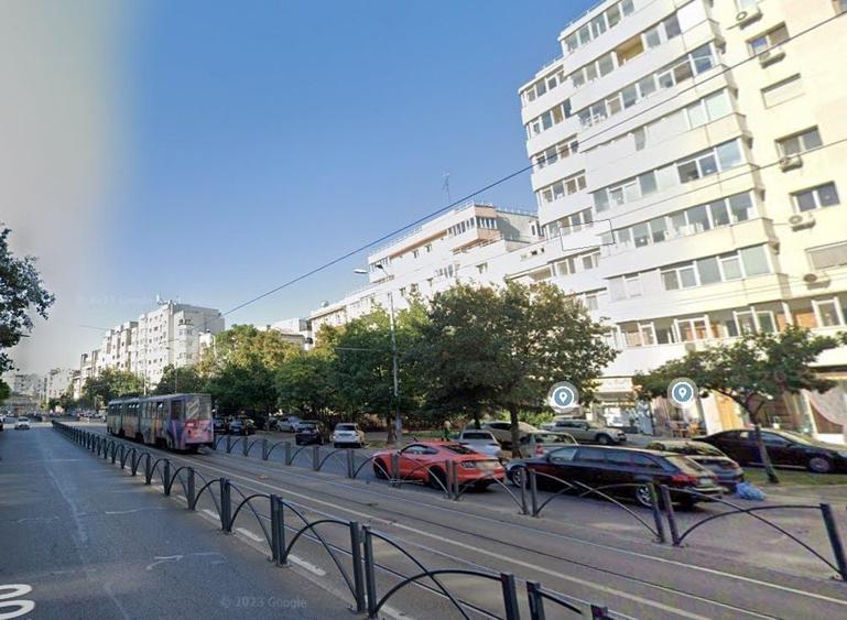 Spațiu comercial, de 80 mp, în Moșilor