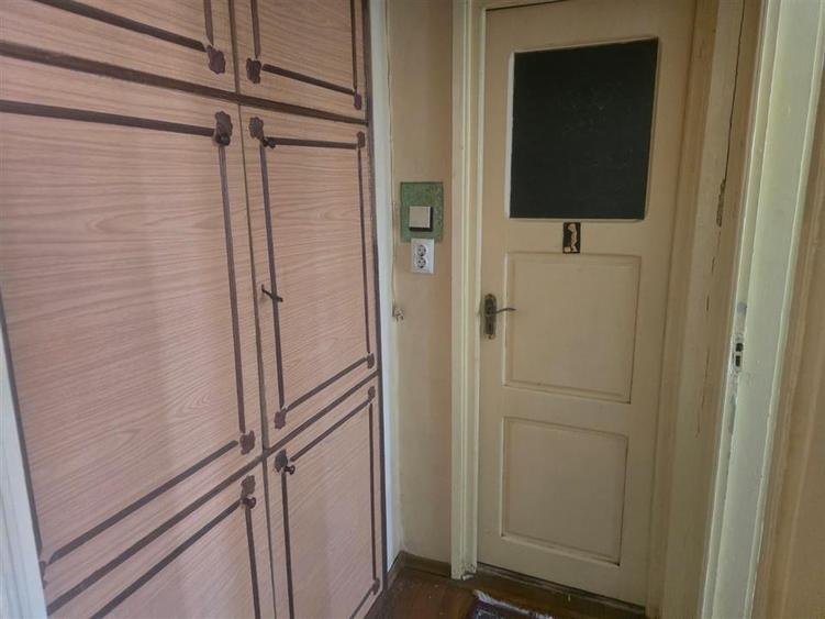 Apartament cu 2 camere semidecomandat, mobilat în Ultracentral