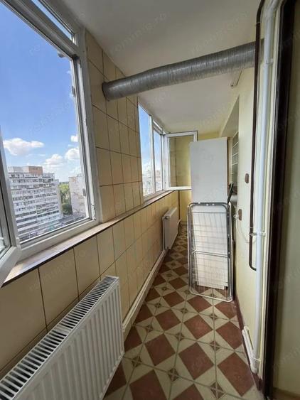 Apartament cu 2 camere decomandat în Micro 20