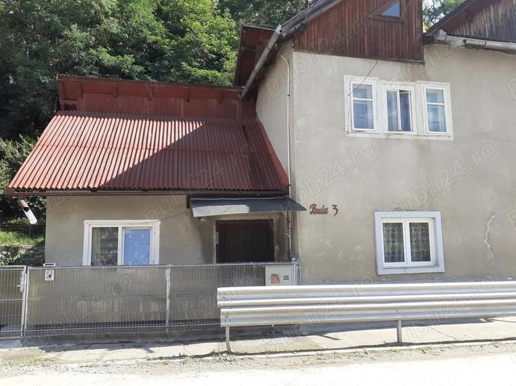 Casă cu 6 camere în Câmpulung Moldovenesc