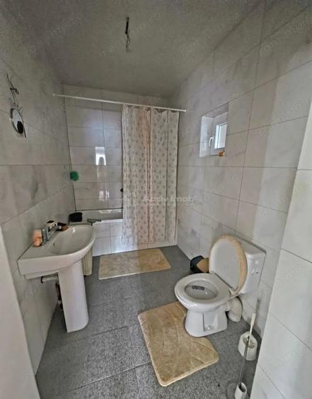 Casă cu 1 camere cu Teren 600 Mp în Central