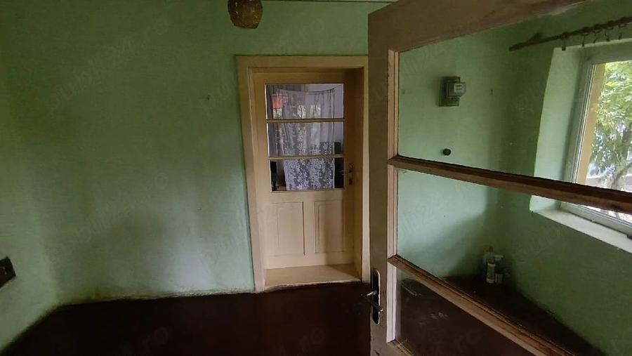 Casă cu 3 camere cu Teren 1800 Mp în Olari