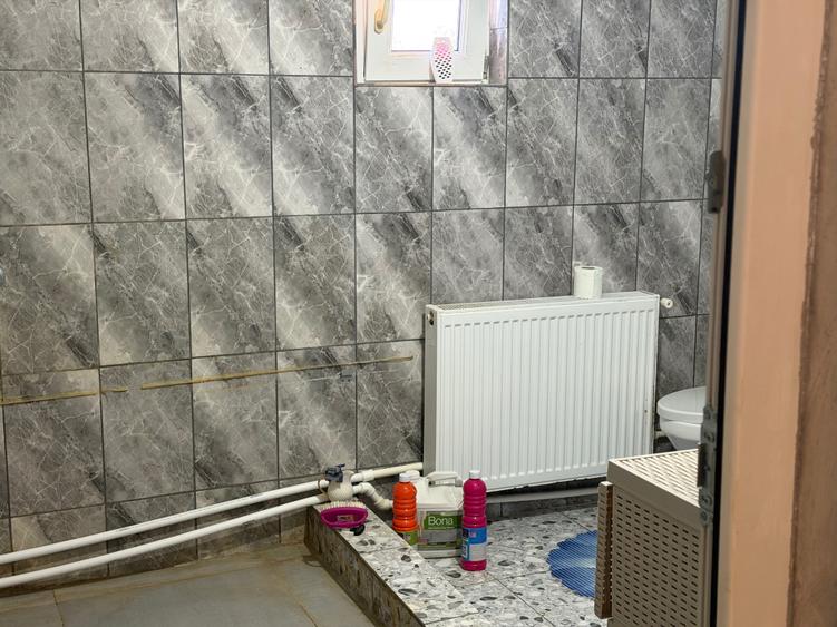 Casă cu 4 camere cu Teren 2250 Mp în Dunărea