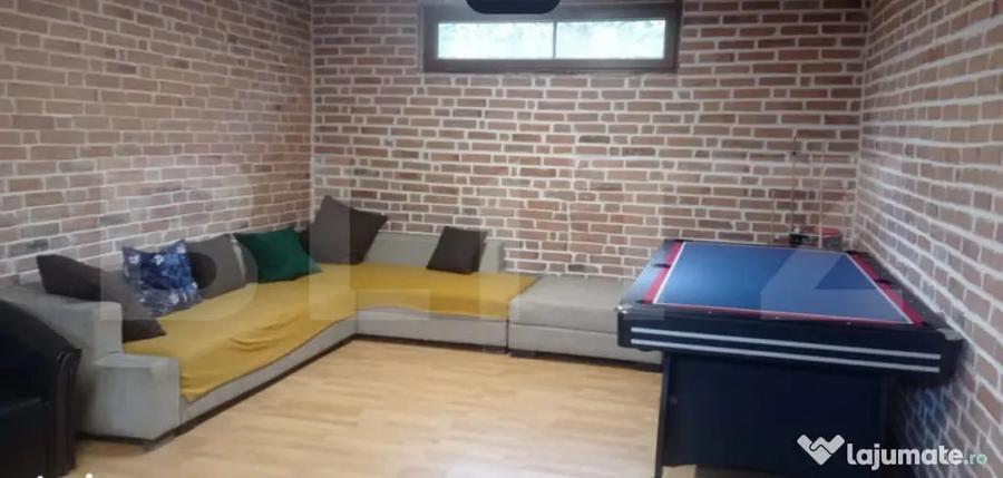 Casă cu 5 camere cu Teren 610 Mp în Central