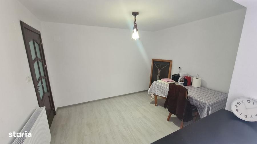 Casă cu 2 camere cu Teren 562 Mp în Curtea de Argeș