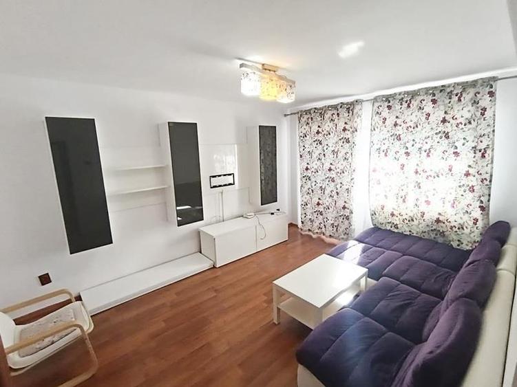 Apartament cu 2 camere decomandat în Obor