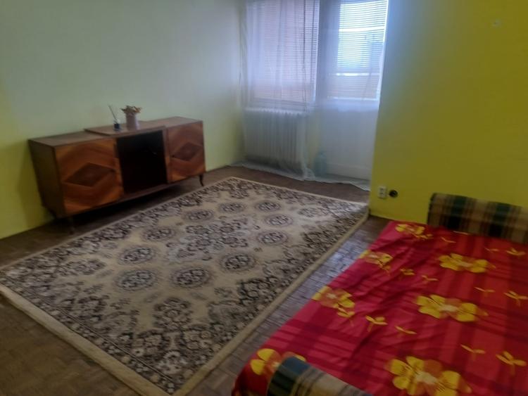 Garsonieră semidecomandată în Brazda lui Novac
