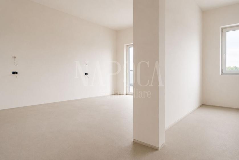 Penthouse cu 4 camere semidecomandat în Bună Ziua
