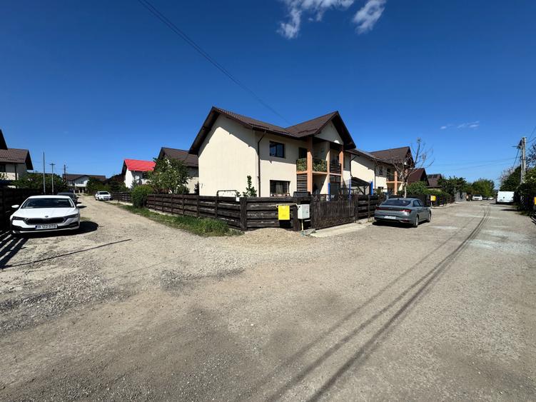 Casă cu 4 camere cu Teren 270 Mp în Valea Lupului