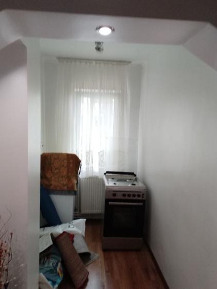 Apartament cu 3 camere decomandat în Exterior Vest