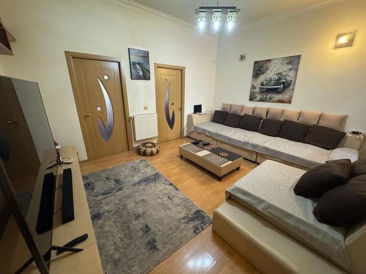 Apartament cu 3 camere în Ultracentral