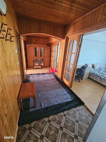 Apartament cu 3 camere decomandat în Ultracentral
