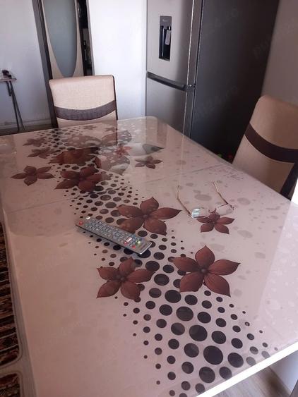 Apartament cu 2 camere semidecomandat în Pod