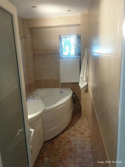 Apartament cu 3 camere decomandat în Crângași