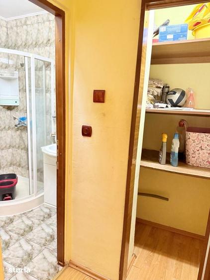 Apartament cu 4 camere decomandat în Siderurgiștilor