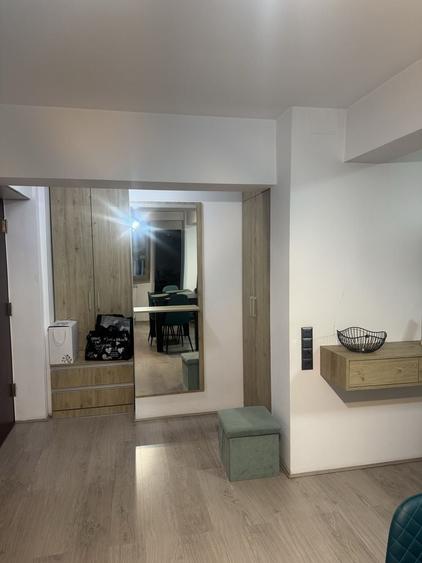 Apartament cu 3 camere decomandat în Lotus