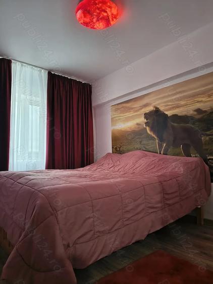 Apartament cu 4 camere decomandat în Central