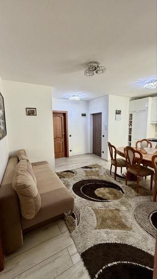 Apartament cu 4 camere decomandat în Bulgaria