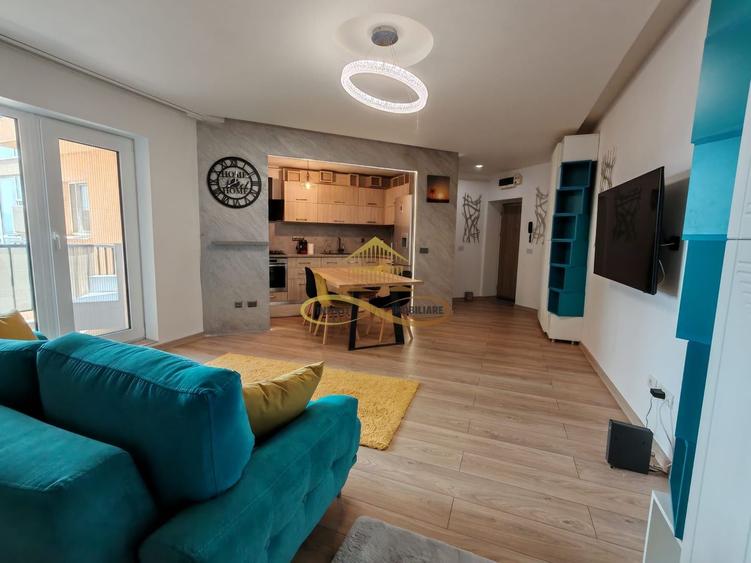 Apartament cu 2 camere semidecomandat, mobilat în Nord