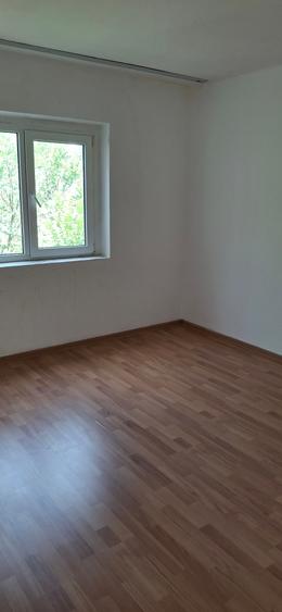 Apartament cu 2 camere decomandat în Sud