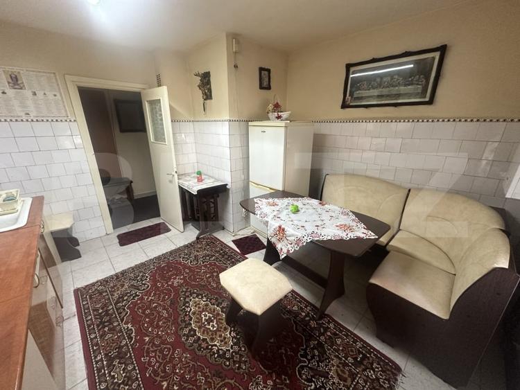Apartament decomandat cu 3 camere, 78 mp, zona Carpati 2 - 3