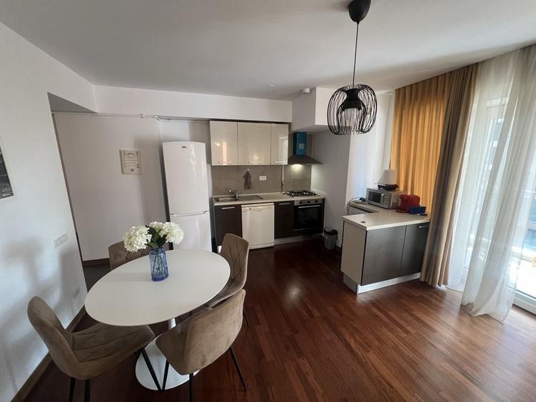 Apartament cu 3 camere în Dudești