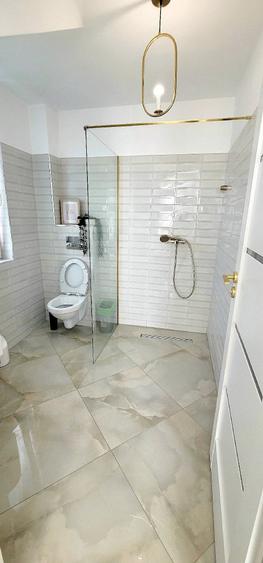 Casă cu Teren 442 Mp în Valea Lupului