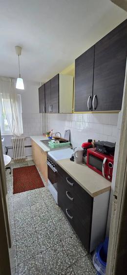 Apartament cu 2 camere semidecomandat în Spitalul Județean