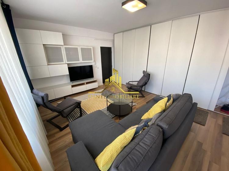 Apartament cu 2 camere semidecomandat, mobilat în Bună Ziua