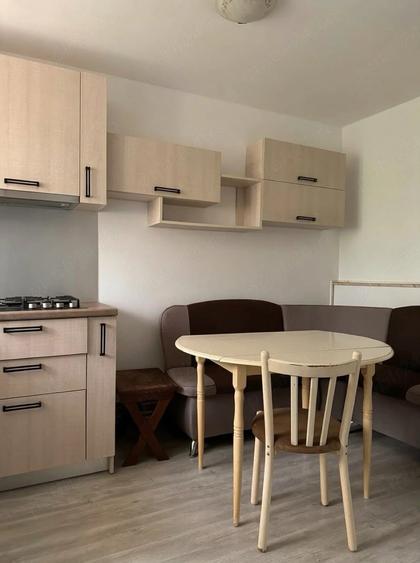 Apartament cu 2 camere decomandat în Astoria