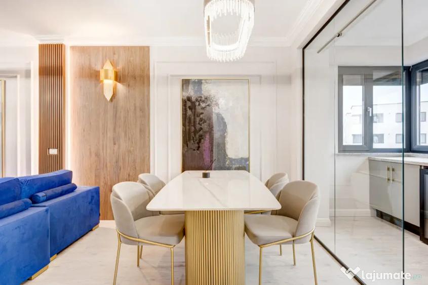 Apartament cu 2 camere semidecomandat, mobilat în Sud