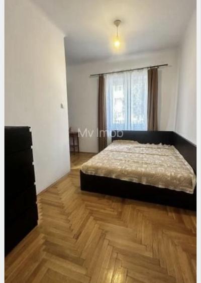 Apartament cu 2 camere semidecomandat în Vest