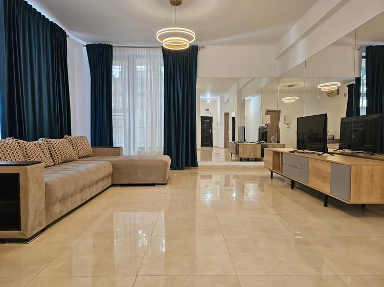 Apartament cu 3 camere semidecomandat, mobilat în Pipera — fotografia 1