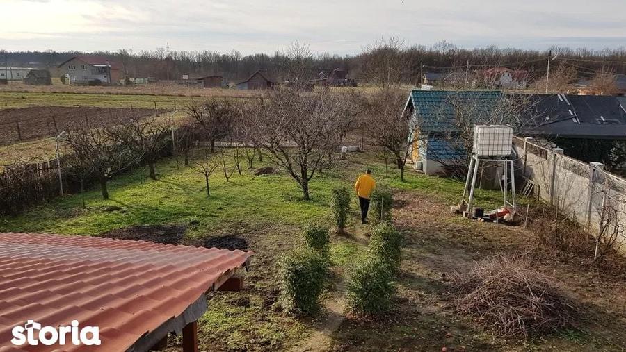 Casă cu 5 camere cu Teren 2305 Mp în Recea