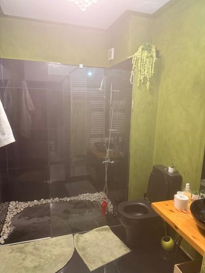 Apartament cu 4 camere decomandat, mobilat în Băneasa