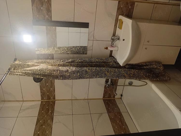 Garsonieră decomandată în Micro 9