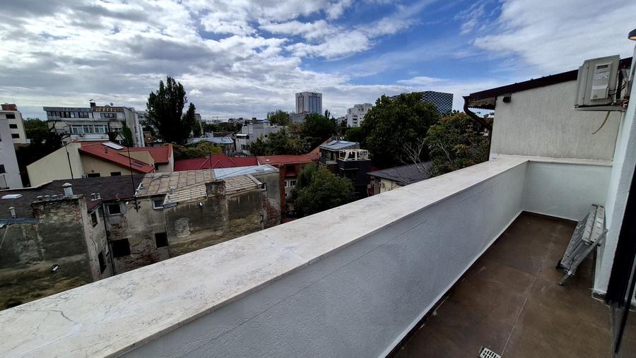 Apartament cu 2 camere semidecomandat în Polonă