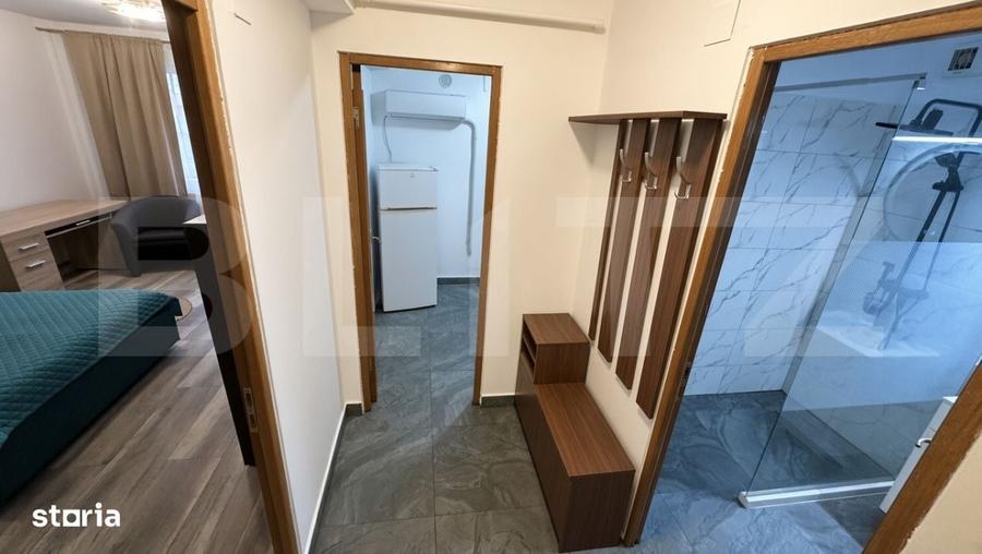 Garsonieră decomandată în Central