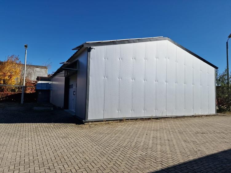 Spațiu industrial, de 800 mp, în Exterior Est