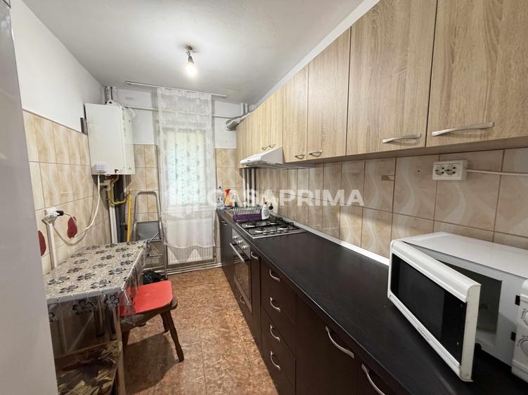 Apartament cu 2 camere semidecomandat în Zimbru