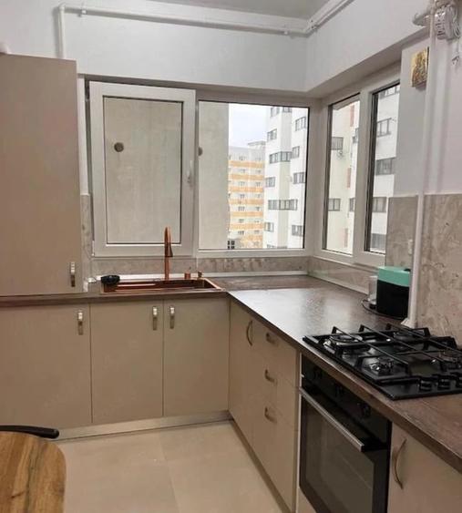 Apartament cu 2 camere semidecomandat în 13 Septembrie