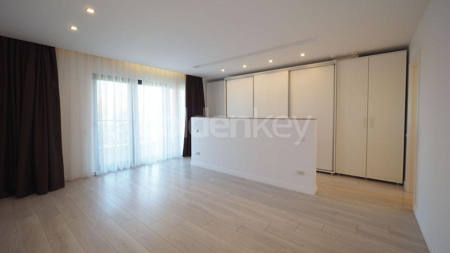 Duplex cu 5 camere cu Canalizare în Pipera