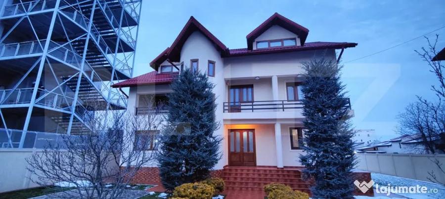 Casă cu 6 camere cu Teren 1178 Mp în Cetate