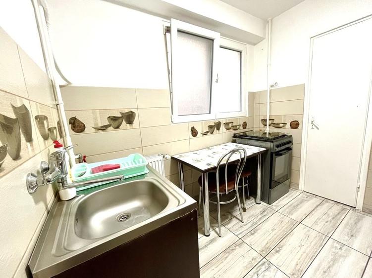 Apartament cu 2 camere decomandat în Giurgiului