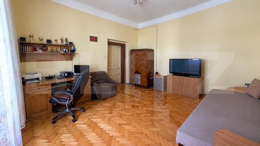 Apartament cu 2 camere semidecomandat, mobilat în Ultracentral