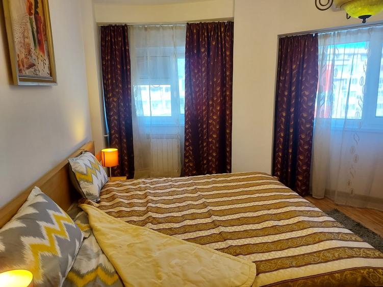 Apartament cu 3 camere decomandat în Decebal