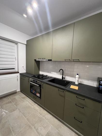 Apartament cu 2 camere decomandat în Uverturii